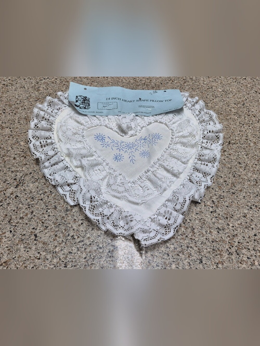 Vintage Heart Pillow Top Kit Stamped for Embroidery Dbl Ruffled Lace White 14"
